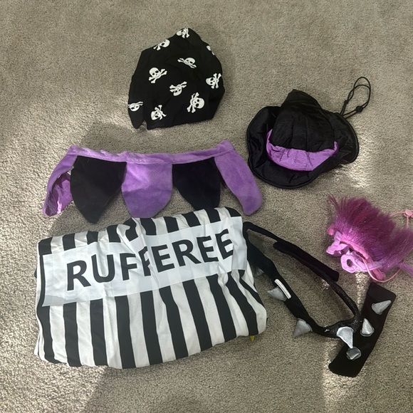 Assortment of Dog Halloween Costumes - Picture 1 of 3